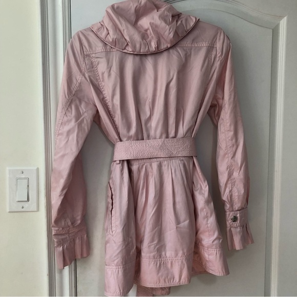 Baby pink wind breaker jacket - Picture 2 of 2